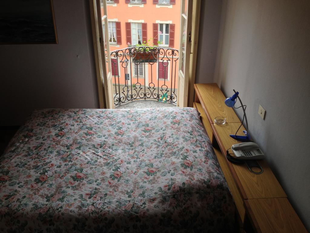 Albergo Il Vapore Menaggio Room photo